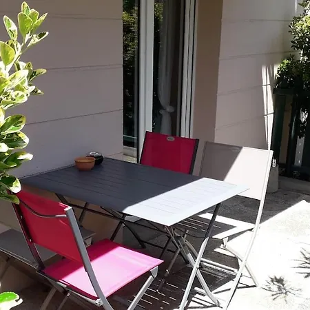 T2 Calme Proche Plages Et Commerces Et 2 Velos Apartment *